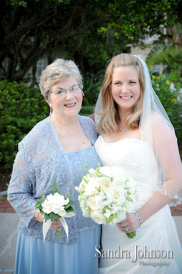 Best Courtyard Lake Lucerne - IW Phillips House Wedding photographer - Sandra Johnson (SJFoto.com)